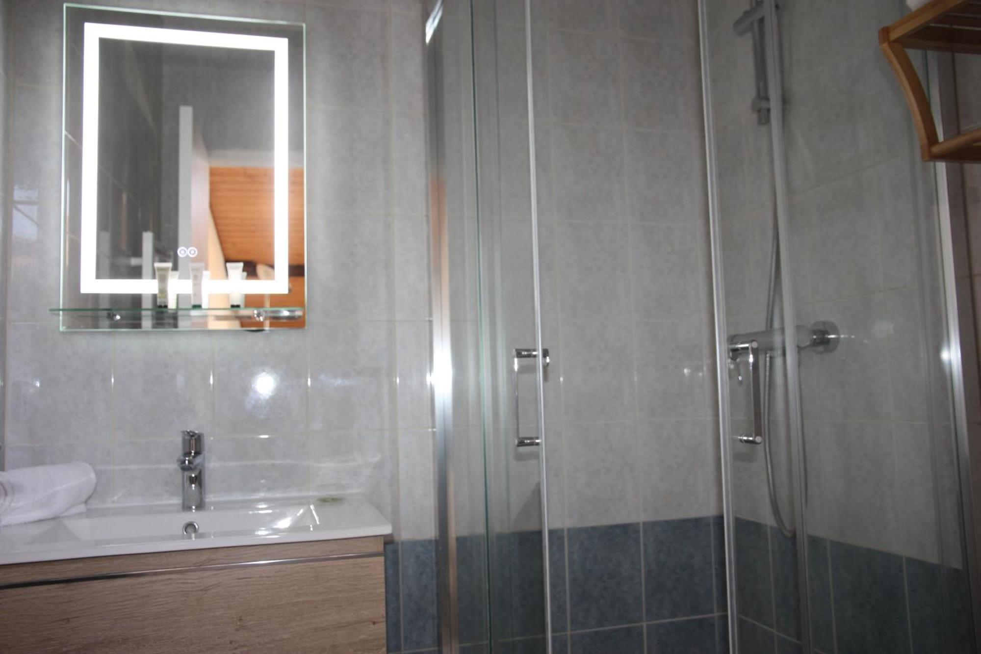 Resid'Spa Loire & Sevre - Appartement Reze Bagian luar foto