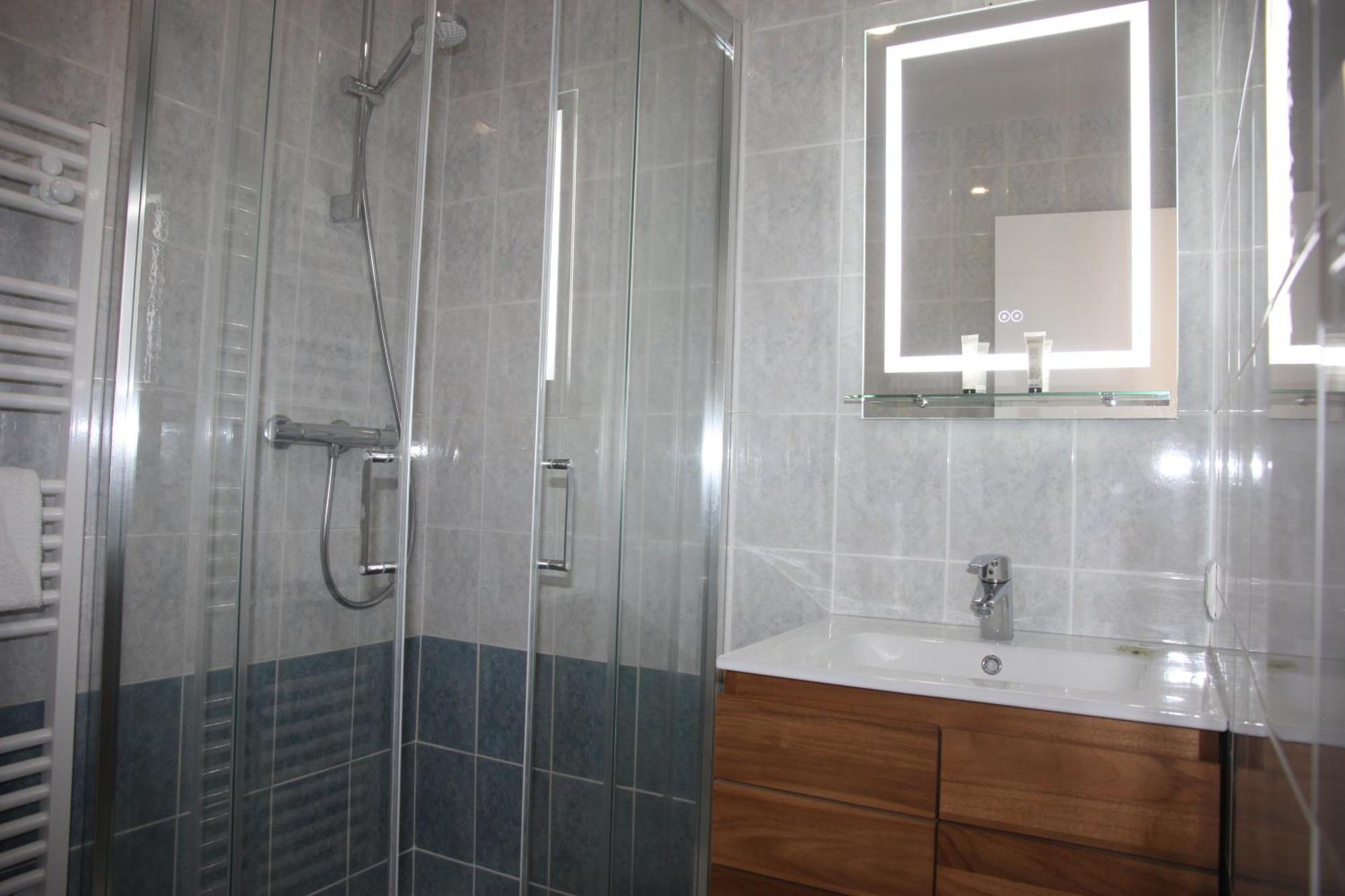 Resid'Spa Loire & Sevre - Appartement Reze Bagian luar foto
